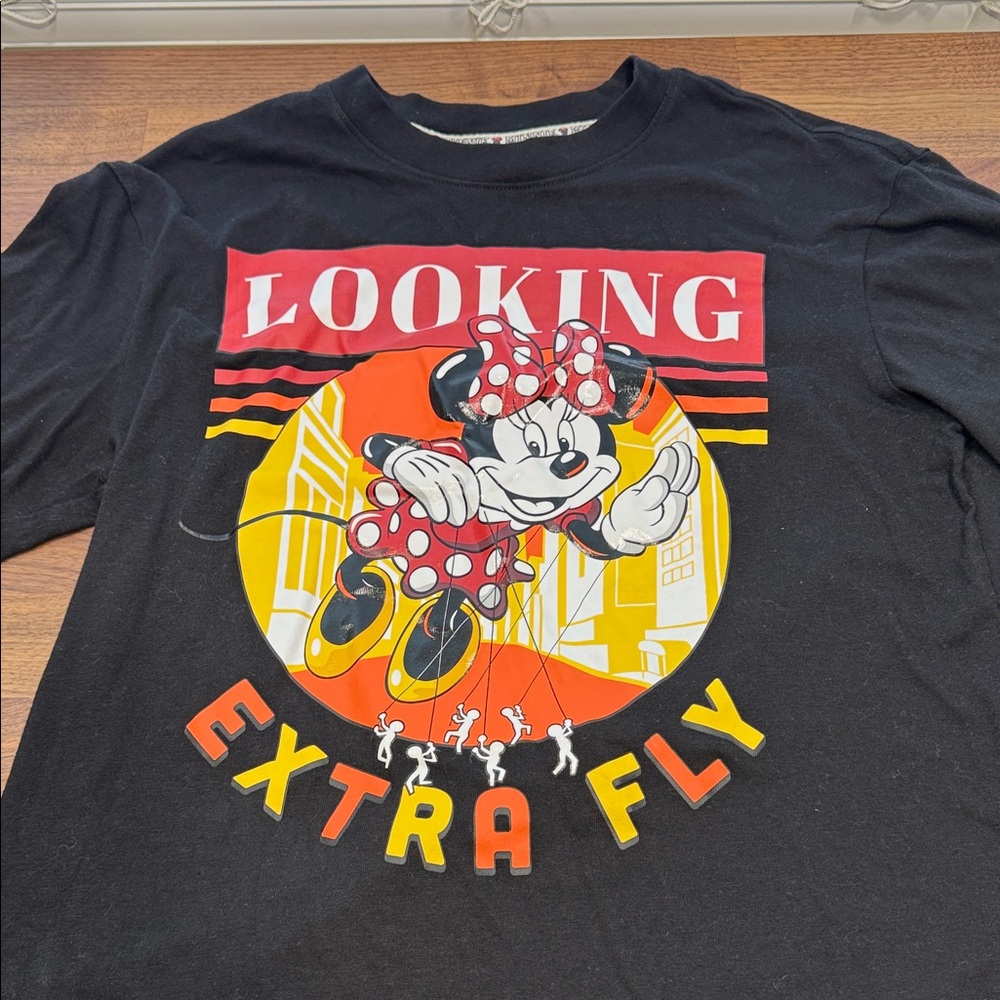 Disney/Macys Minnie Mouse Black and Red Women’s Tee